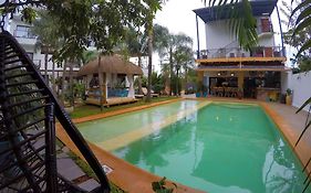 Dos Lunas Aparthotel