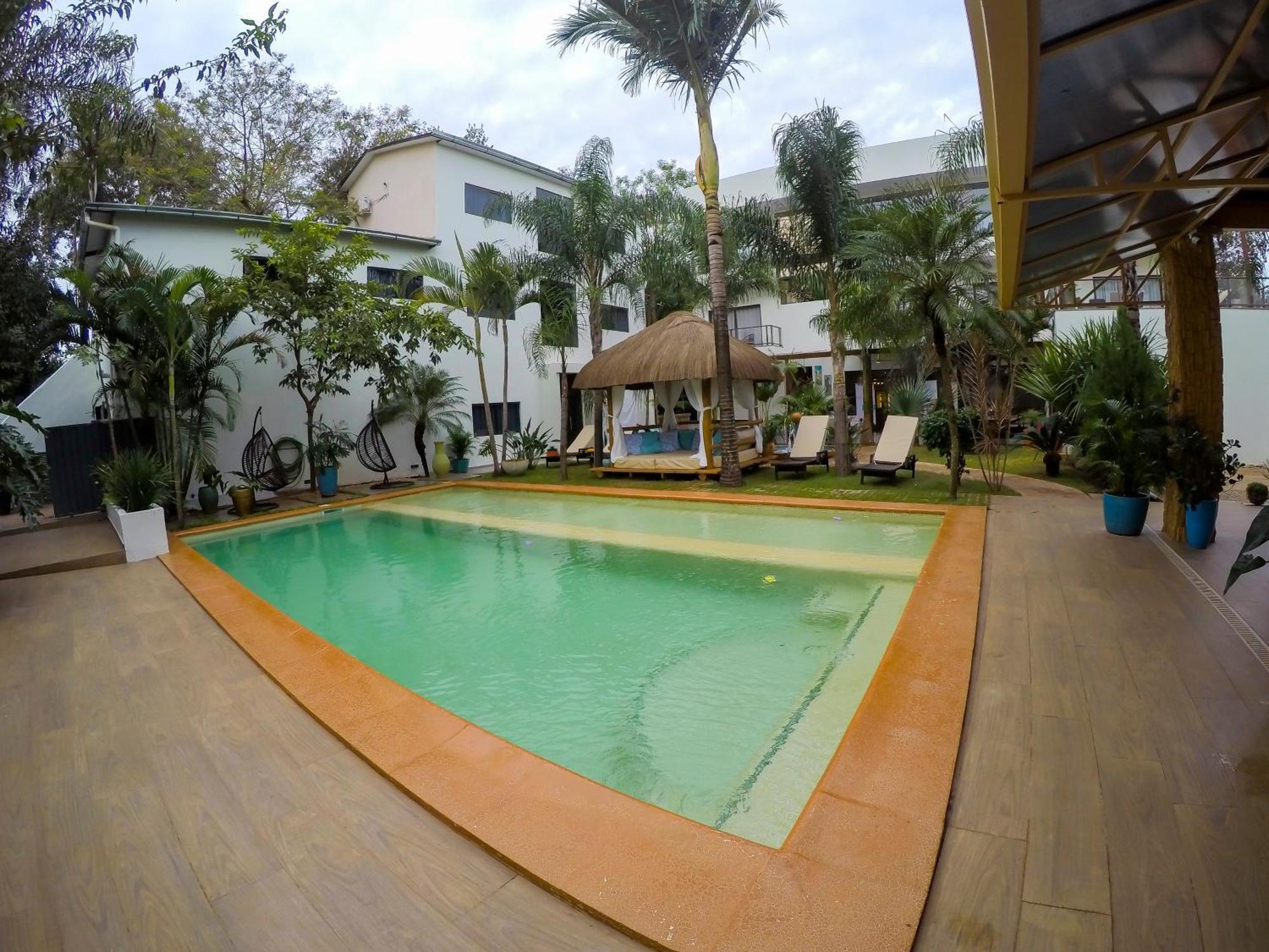 Dos Lunas Aparthotel Dr Juan Eulogio Estigarribia Exterior foto